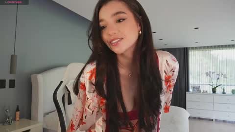 juli online show from May 12, 7:09 pm