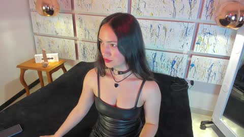 SCARLETT FOX  online show from January 27, 11:11 am