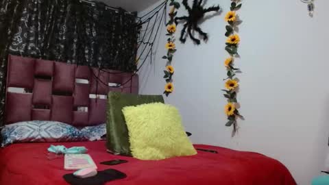 Scarlett online show from October 17, 1:20 am