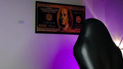 Scarlett online show from January 25, 1:35 pm