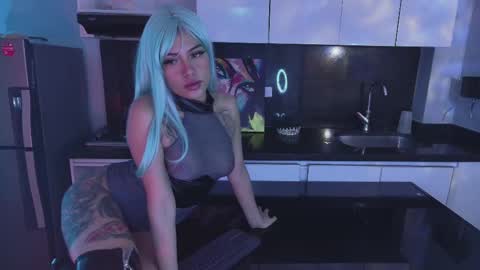 Snapshot of scarlett_collins01 chatting on March 10, 12:51 am Scarlett Collins online show from March 10, 12:51 am