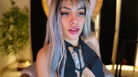 Snapshot of scarlett_collins01 chatting on October 20, 1:19 am Scarlett Collins online show from October 20, 1:19 am