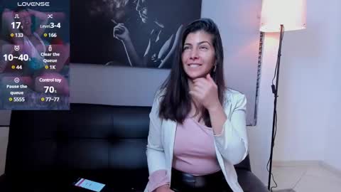 Scarlett online show from December 18, 2:49 pm