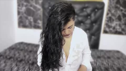 Scarlett online show from December 3, 2:52 pm