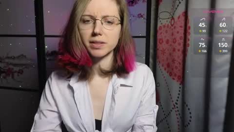 Snapshot of scarlettsrose chatting on February 21, 7:43 pm Scarlett online show from February 21, 7:43 pm
