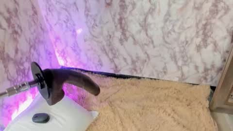 Scarlet online show from October 12, 8:00 pm