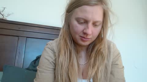 Snapshot of scartit chatting on February 6, 5:30 pm ScarTit Bernhard online show from February 6, 5:30 pm