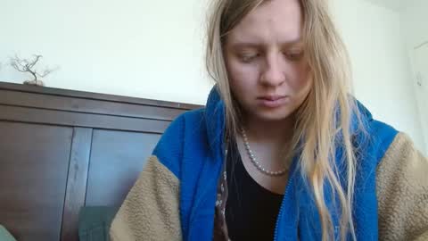 Snapshot of scartit chatting on February 2, 5:26 pm ScarTit Bernhard online show from February 2, 5:26 pm