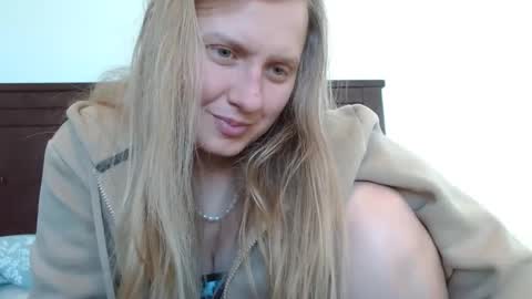 Snapshot of scartit chatting on March 3, 10:51 pm ScarTit Bernhard online show from March 3, 10:51 pm
