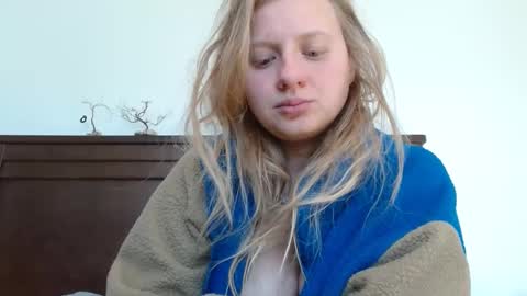 Snapshot of scartit chatting on February 23, 5:23 pm ScarTit Bernhard online show from February 23, 5:23 pm