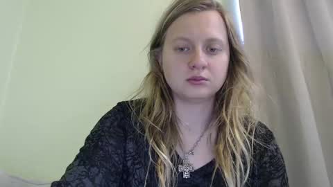 Snapshot of scartit chatting on September 30, 6:35 pm ScarTit Bernhard online show from September 30, 6:35 pm