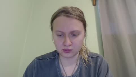 Snapshot of scartit chatting on September 21, 8:40 pm ScarTit Bernhard online show from September 21, 8:40 pm
