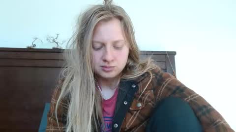 Snapshot of scartit chatting on February 11, 5:07 pm ScarTit Bernhard online show from February 11, 5:07 pm