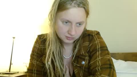 Snapshot of scartit chatting on February 27, 6:29 am ScarTit Bernhard online show from February 27, 6:29 am