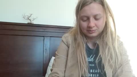 Snapshot of scartit chatting on February 21, 3:32 pm ScarTit Bernhard online show from February 21, 3:32 pm