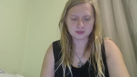 Snapshot of scartit chatting on September 12, 5:08 am ScarTit Bernhard online show from September 12, 5:08 am