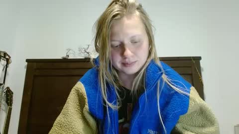 Snapshot of scartit chatting on February 15, 5:30 am ScarTit Bernhard online show from February 15, 5:30 am