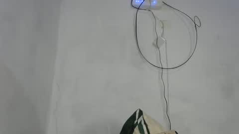 Snapshot of schoco_milf chatting on February 2, 2:24 pm mai latina online show from February 2, 2:24 pm
