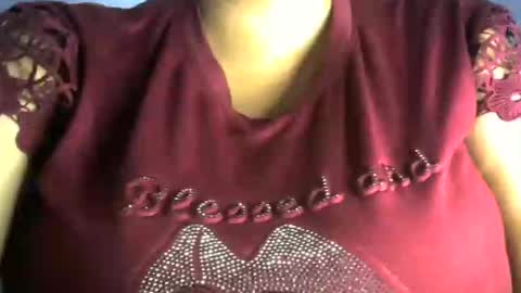 Snapshot of schoco_milf chatting on September 21, 12:26 pm mai latina online show from September 21, 12:26 pm