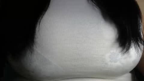 Snapshot of schoco_milf chatting on October 11, 10:42 am mai latina online show from October 11, 10:42 am