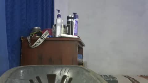 Snapshot of schoco_milf chatting on February 17, 11:02 am mai latina online show from February 17, 11:02 am