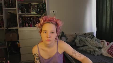 Rina online show from March 18, 7:02 am