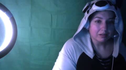 Snapshot of scumbagsmith chatting on January 13, 4:28 am Danni online show from January 13, 4:28 am