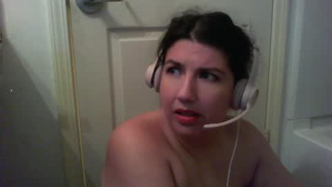 Snapshot of scumbagsmith chatting on October 15, 12:30 pm Danni online show from October 15, 12:30 pm