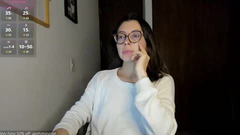 Aria Independent model online show from December 18, 12:48 am