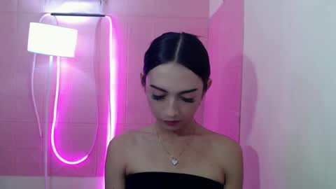 Snapshot of seductive_ejayxxx chatting on February 13, 12:00 pm Ejay is my name online show from February 13, 12:00 pm
