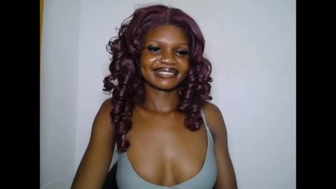 seductive_sugar247 online show from May 15, 5:16 pm