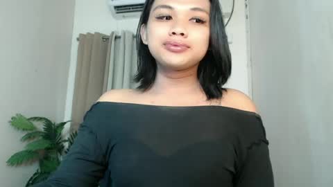 Deluxe online show from June 14, 4:57 am