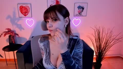 Selena ntmy online show from January 7, 1:24 pm