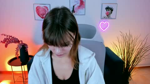 Selena ntmy online show from December 25, 1:30 pm