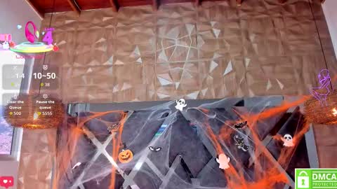 selene__lopez_ online show from November 3, 8:35 pm