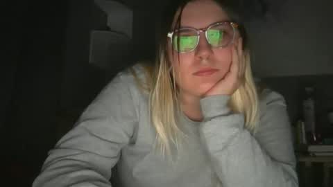 Selene online show from September 17, 11:47 pm