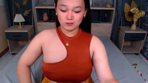 Snapshot of selenesantiago chatting on October 24, 9:22 pm joan online show from October 24, 9:22 pm