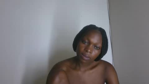 sellinprinces online show from January 14, 5:12 am