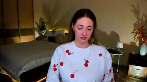 sensitiveheartt online show from October 13, 7:38 pm