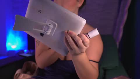 Jasmine online show from January 17, 7:51 am