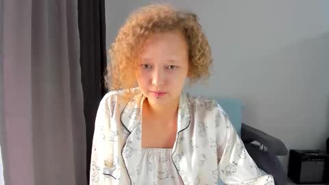 senya_sol online show from February 19, 9:42 am