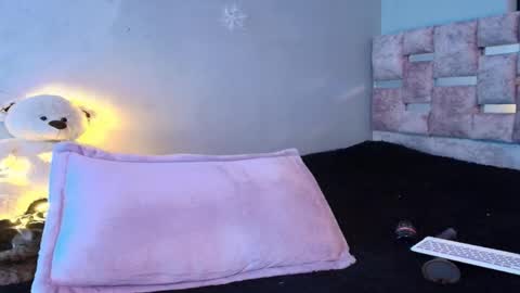 serena_rose_rs online show from December 17, 6:45 pm