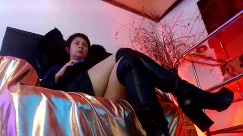 Snapshot of serena_xyz chatting on October 9, 8:02 pm Serena Xyz online show from October 9, 8:02 pm