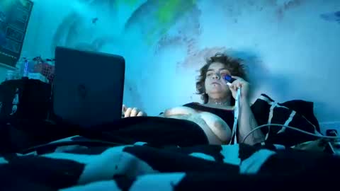 Sydney Mae online show from September 20, 5:06 am