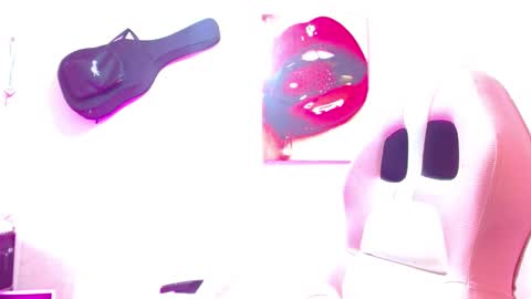 sexmilkdirty online show from December 12, 11:58 pm