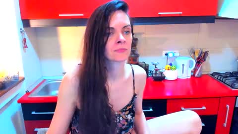 sexqueen1111 online show from September 21, 2:43 am