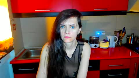 sexqueen1111 online show from February 17, 1:32 pm