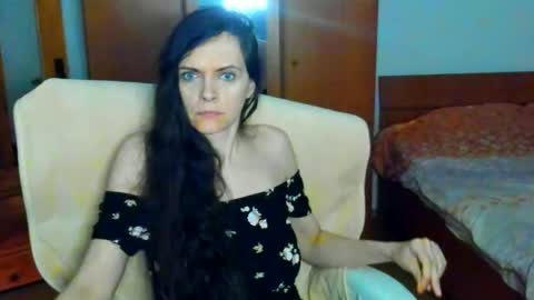 sexqueen1111 online show from October 8, 2:38 am