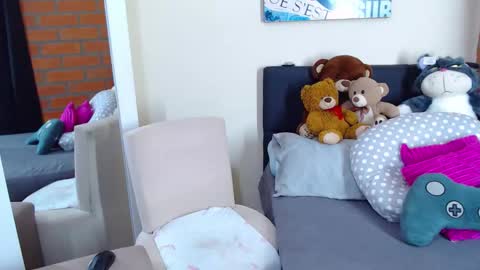 kathy online show from December 17, 12:09 pm