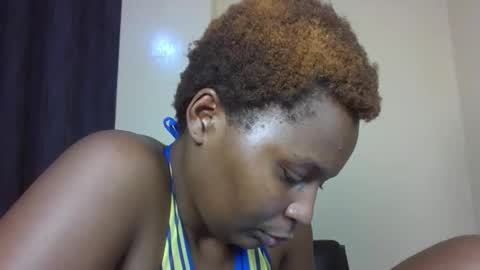 sexxy_amira online show from December 3, 6:32 pm